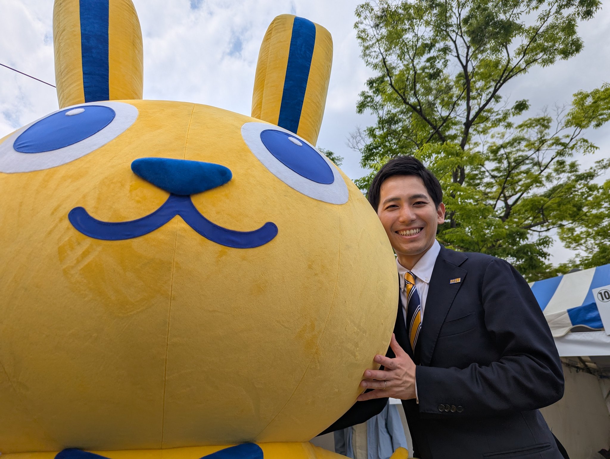 こくみんうさぎと奥村よしひろ